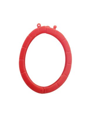Fecho de Colar Oval com Triângulos