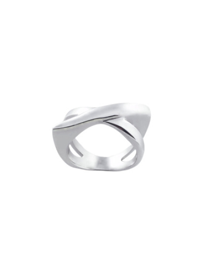 Interlaced Ring