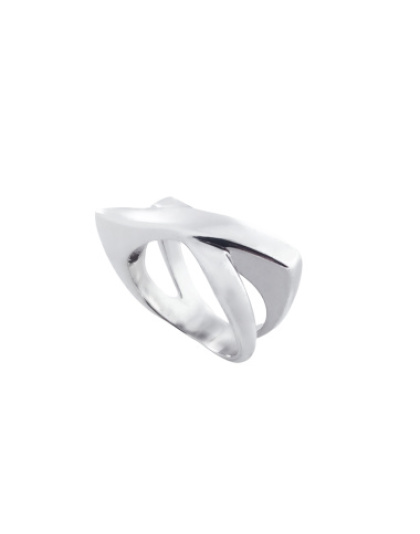 Interlaced Ring